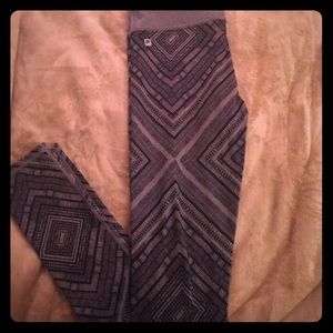 Printed workout leggings