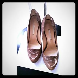 Nicholas Kirkwood Tan Horse bit Pumps Heels Shoes