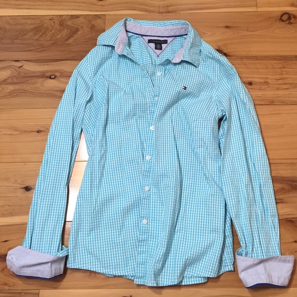 Tommy Hilfiger button up - Picture 1 of 2