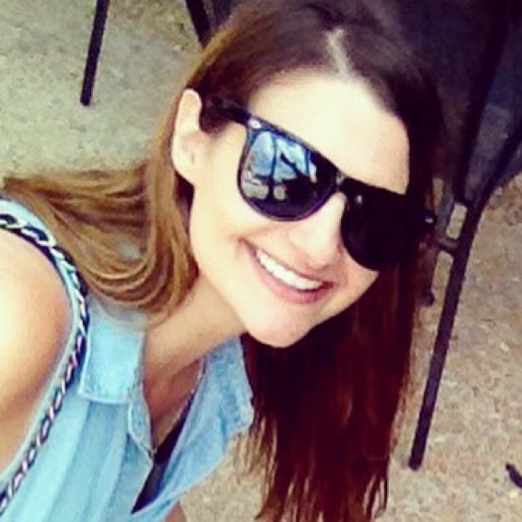 Meet your Posher, Jessica