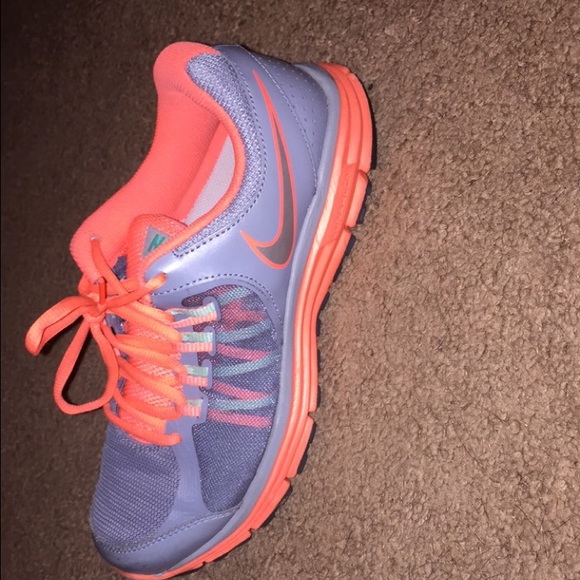 Running shoes