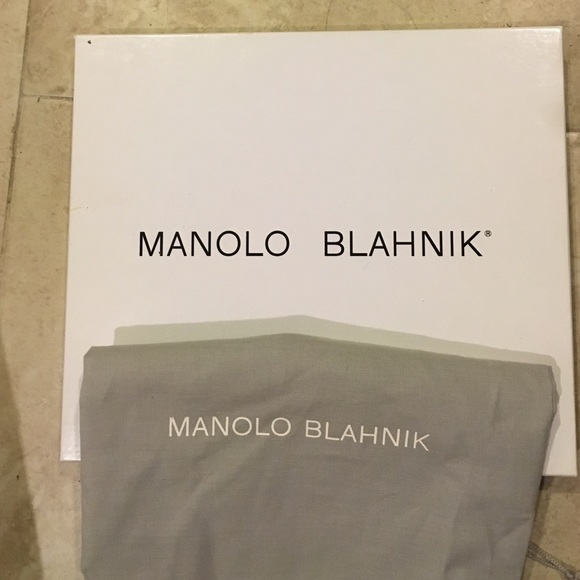 SOLD/BRAND NEW  MANOLO PLINIA BOOTIES - Picture 3 of 4