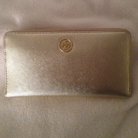 Tory Burch Robinson Metallic Continental Wallet