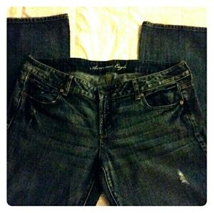 SIZE 16 AMERICAN EAGLE FAVORITE BOYFRIEND JEANS