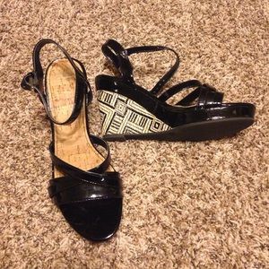 Summery patent leather wedges