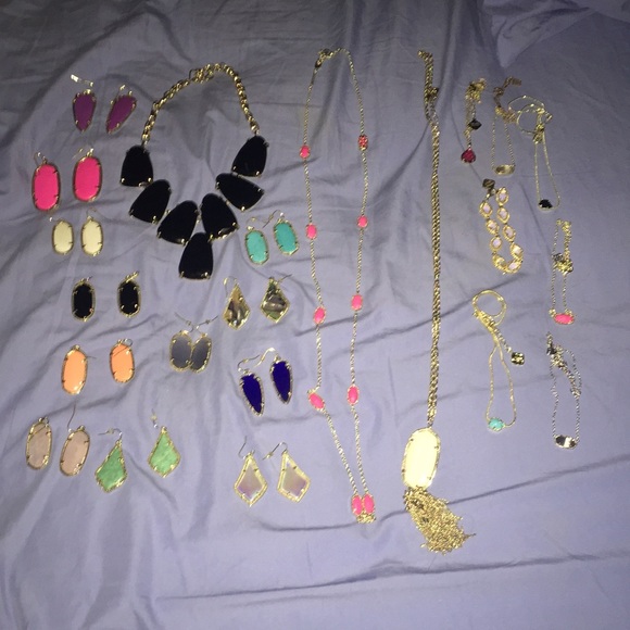My Kendra Scott collection😊