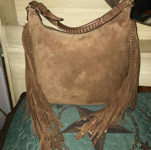 Hi everyone!! Thx for looking 😘 - Picture 4 of 4