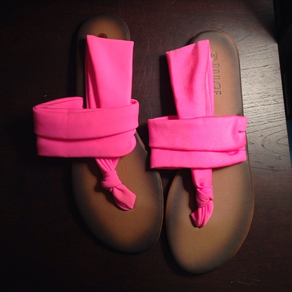 NWOT fluorescent pink sandals