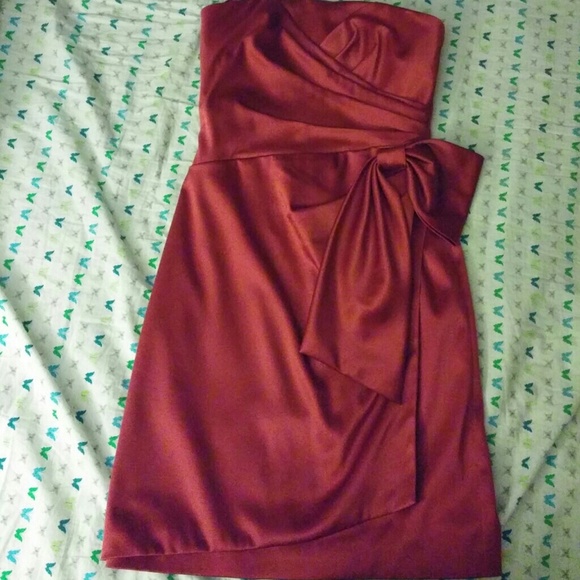 Pink bow strapless dress!