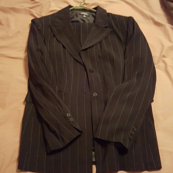 PANT SUIT