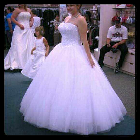 David's Bridal Wedding Dress