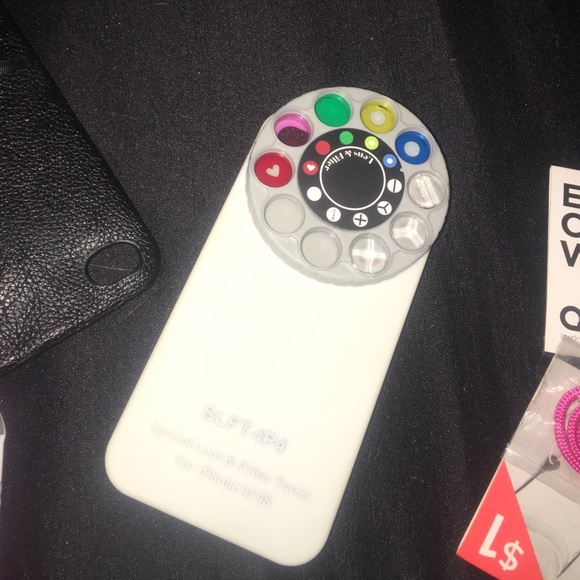 iPhone 4 cases - Picture 3 of 3