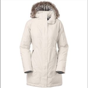The North Face Arctic Down Parka SIZE M