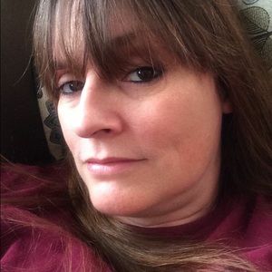 Meet your Posher, Leigh