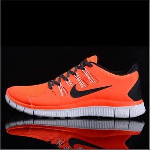 🚨FINAL PRICE DROP🚨 Nike Free 5.0