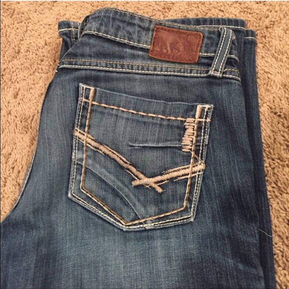 Buckle jeans