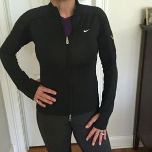 Nikes ladies black running jacket