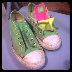 Neon green converse size 9womans!