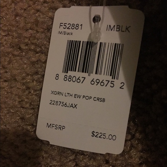 Coach Crossbody. - Picture 3 of 4