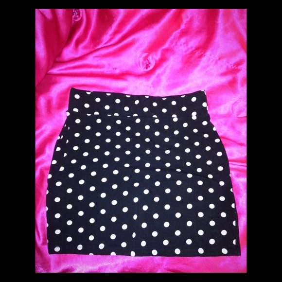 Polka dot mini skirt - Picture 1 of 2