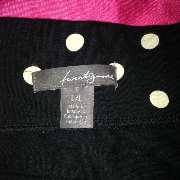 Polka dot mini skirt - Picture 2 of 2