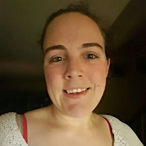 Meet your Posher, Caitlib