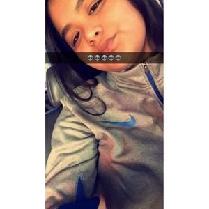 Meet your Posher, Daniela