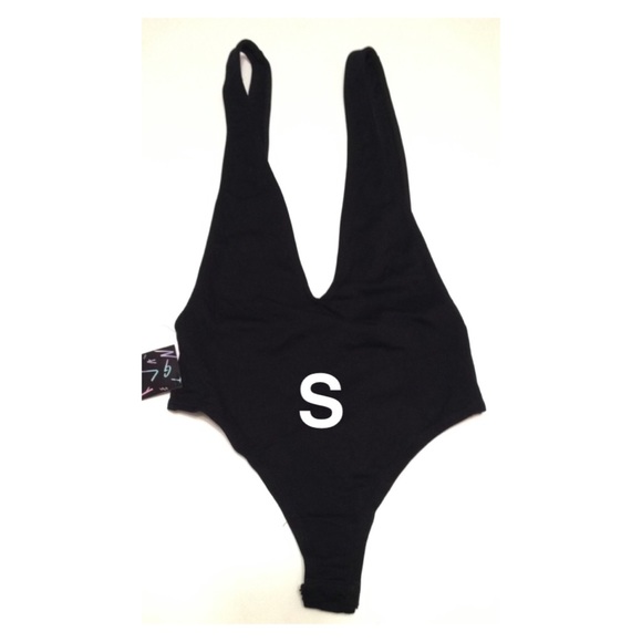 Nasty Gal Tops - Nastygal Bodysuit