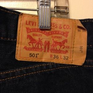 501 Button-fly Levis