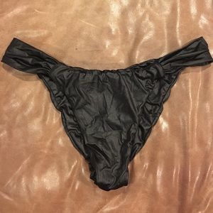 Beach bunny black XL bikini bottoms