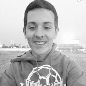 Meet your Posher, Luis