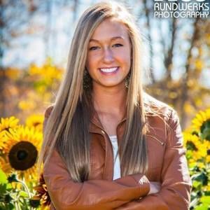 Meet your Posher, Nicole