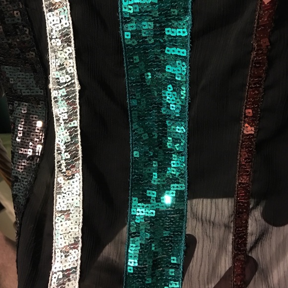 NWT New Directions top - Picture 2 of 4