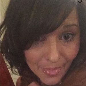 Meet your Posher, Jolene