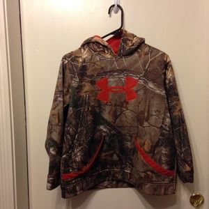 Camouflage Under Armour Hoodie