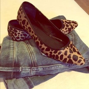 BANANA REPUBLIC fuzzy cheetah print flats