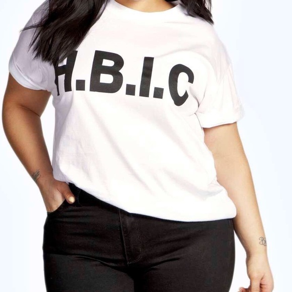 Nadia Slogan Oversized Tee
SIZE 16 
COLOUR white