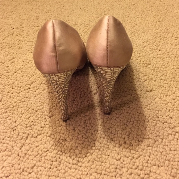 Beaded high heals - Picture 2 of 3