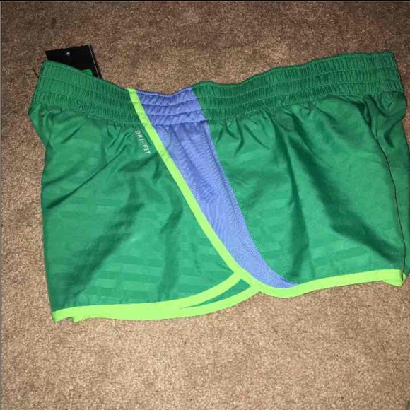 NWT! Nike dri-fit shorts - Picture 2 of 2