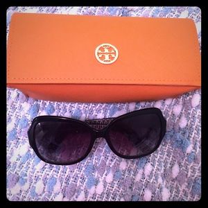 🎉❤️SALE🎉❤️Tory Burch Sunglasses