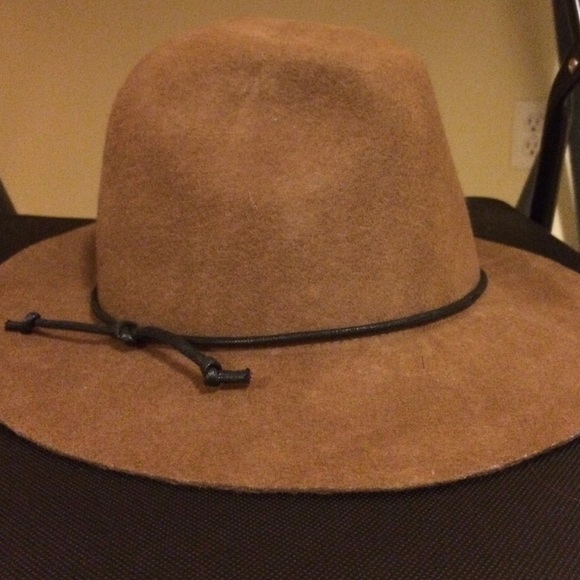 Dressy Hat - Picture 2 of 2