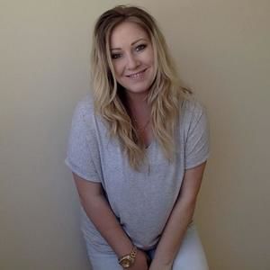 Meet your Posher, Kaila