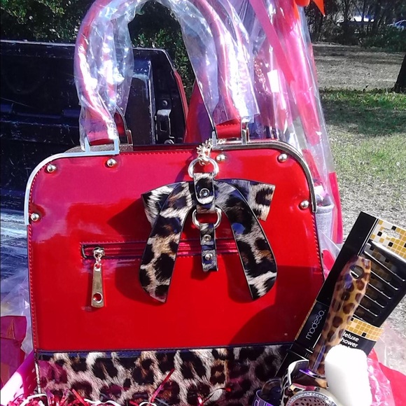 Purse Collection - Picture 2 of 2