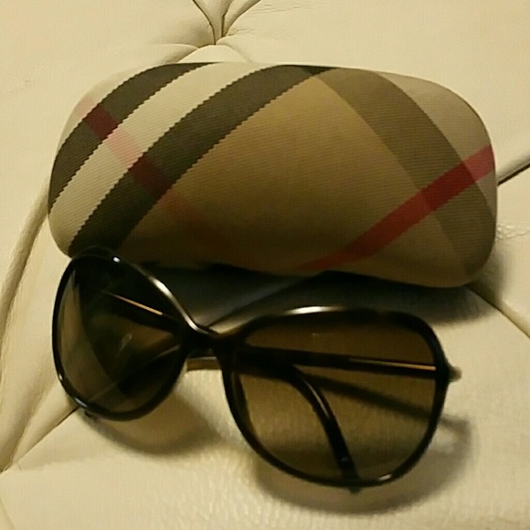 Burberry 4047 Sunglasses