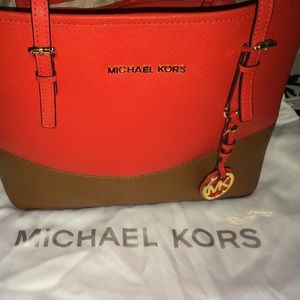 Michael Kors summer tote