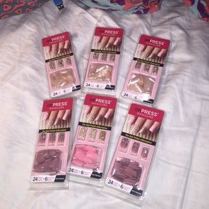 FAKE NAIL BUNDLE NEVER OPENED