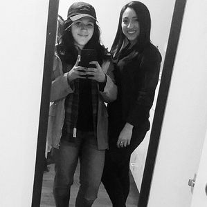 Meet your Posher, Javiera