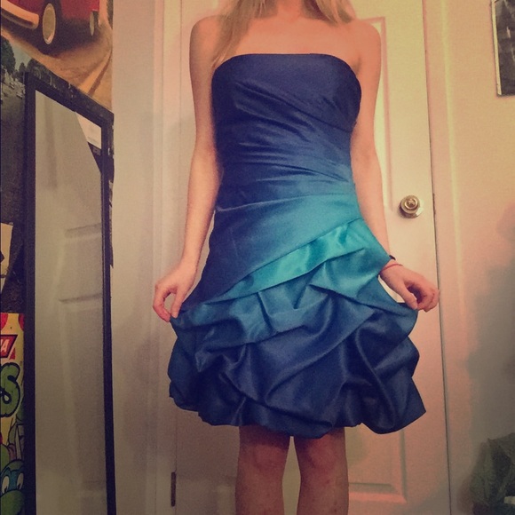 Onyx Nite Dresses & Skirts - Beautiful Blue Party Dress