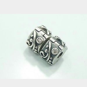 Pandora Tendril Clear CZ Clips, Pair