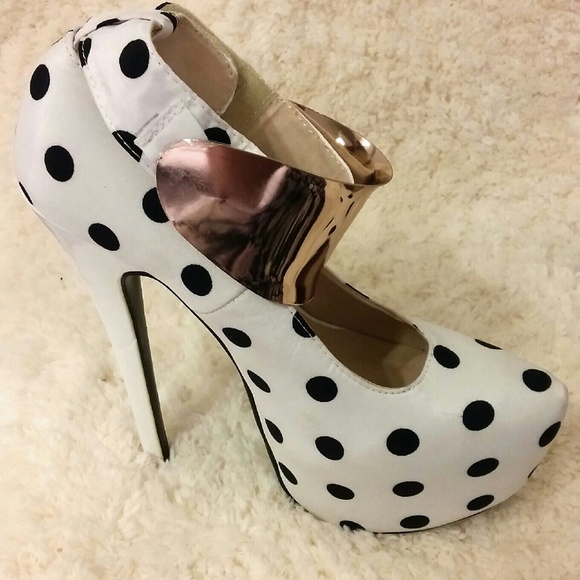 Sassy Polk a dots with gold ankle cuffs